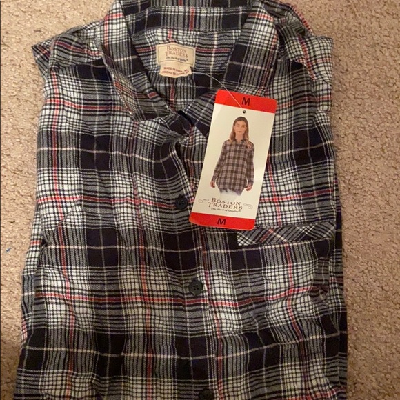 Button up flannel - Picture 1 of 1